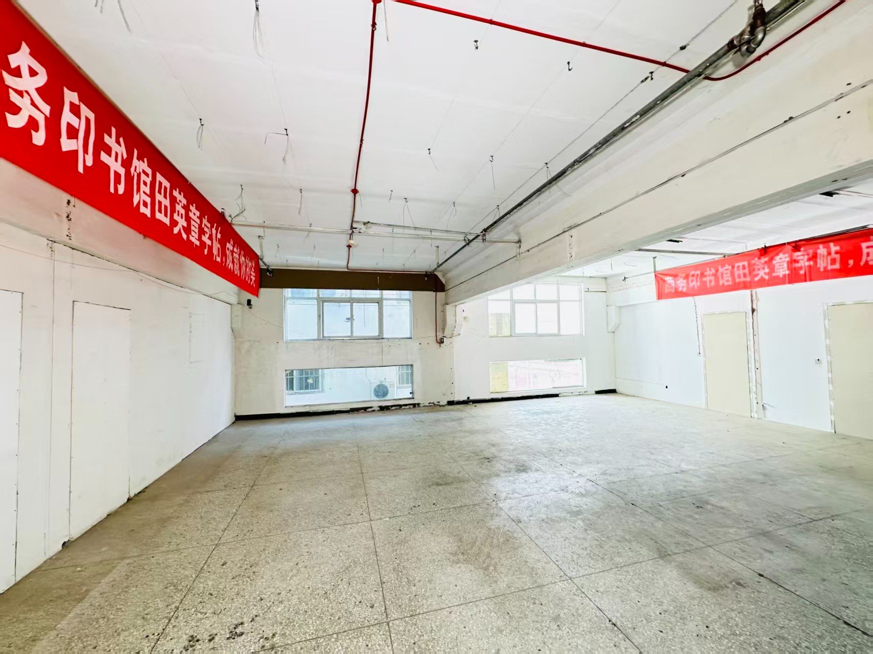 中弘卓越新天地建议再强化“人工智能算力中心、AI应用孵化、数字经济示范园”等产业概念，会更符合产业园招商语言_COPY